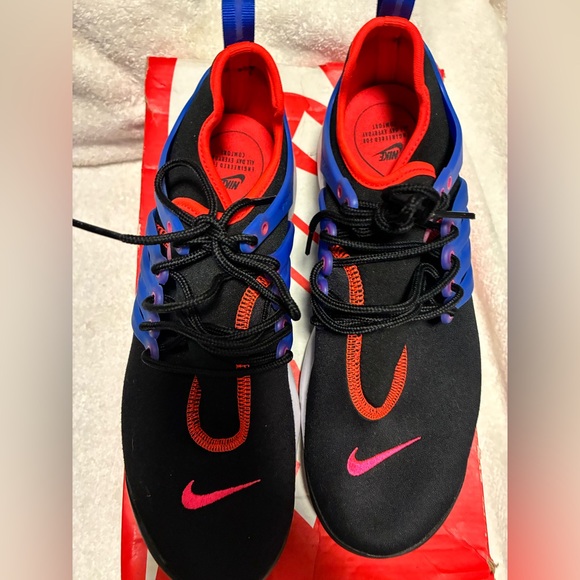 Nike Air Presto Sneaker Shoes Black Hyper Pink Blue Women’s Size 10 - Picture 9 of 12